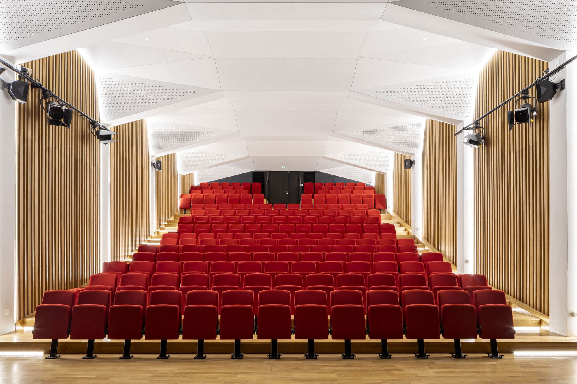 lycee-auditorium-galerie-architecture-gaspard-saint-macary-architecte-gsma-17